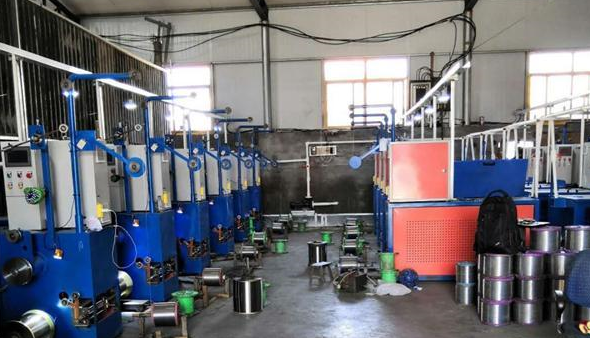 德瑞斯變頻器應用-拉絲機現場